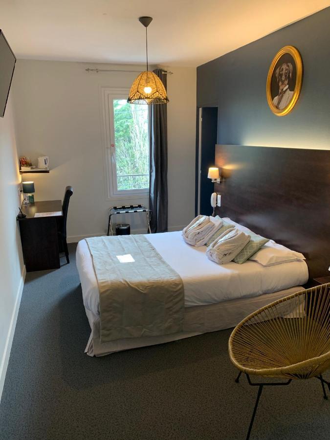 Logis Hotel Aux Berges De L'Aveyron Onet-le-Chateau ภายนอก รูปภาพ