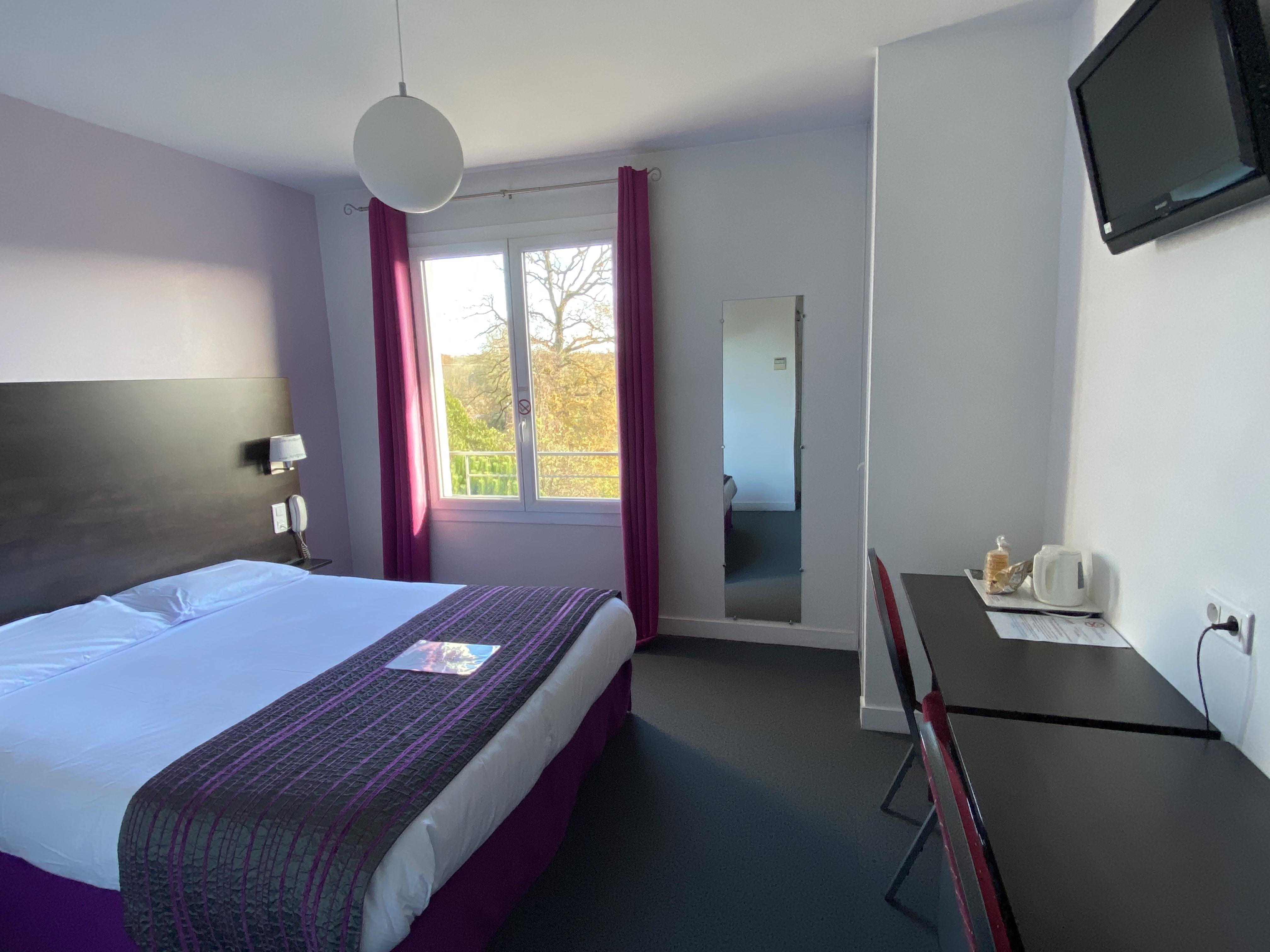 Logis Hotel Aux Berges De L'Aveyron Onet-le-Chateau ภายนอก รูปภาพ
