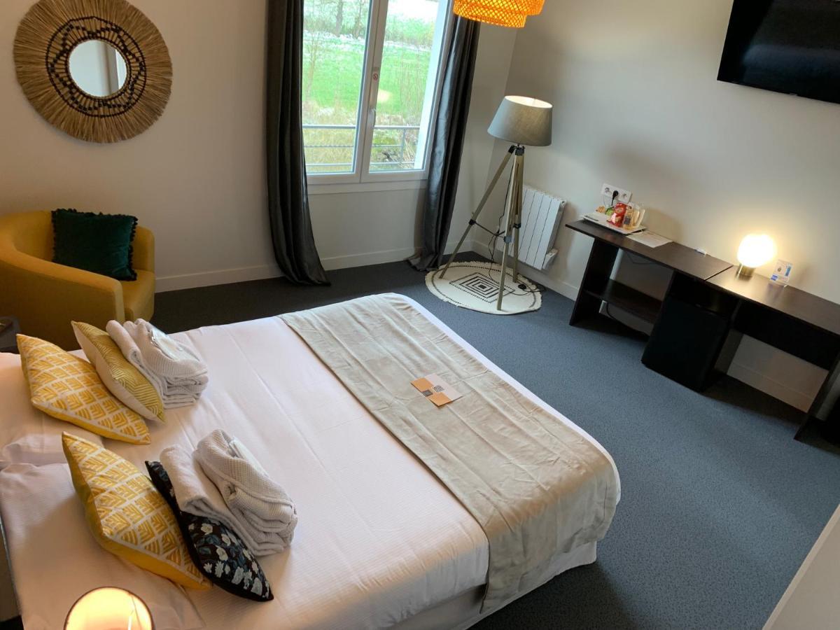 Logis Hotel Aux Berges De L'Aveyron Onet-le-Chateau ภายนอก รูปภาพ
